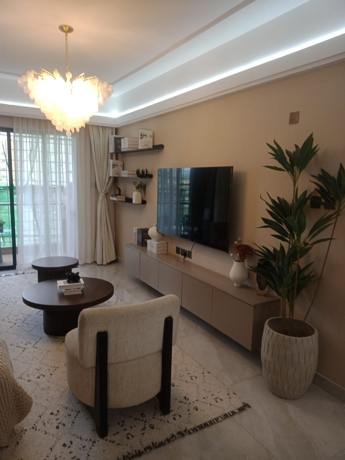 Beautifully Designed 1 Bedroom in Westlands