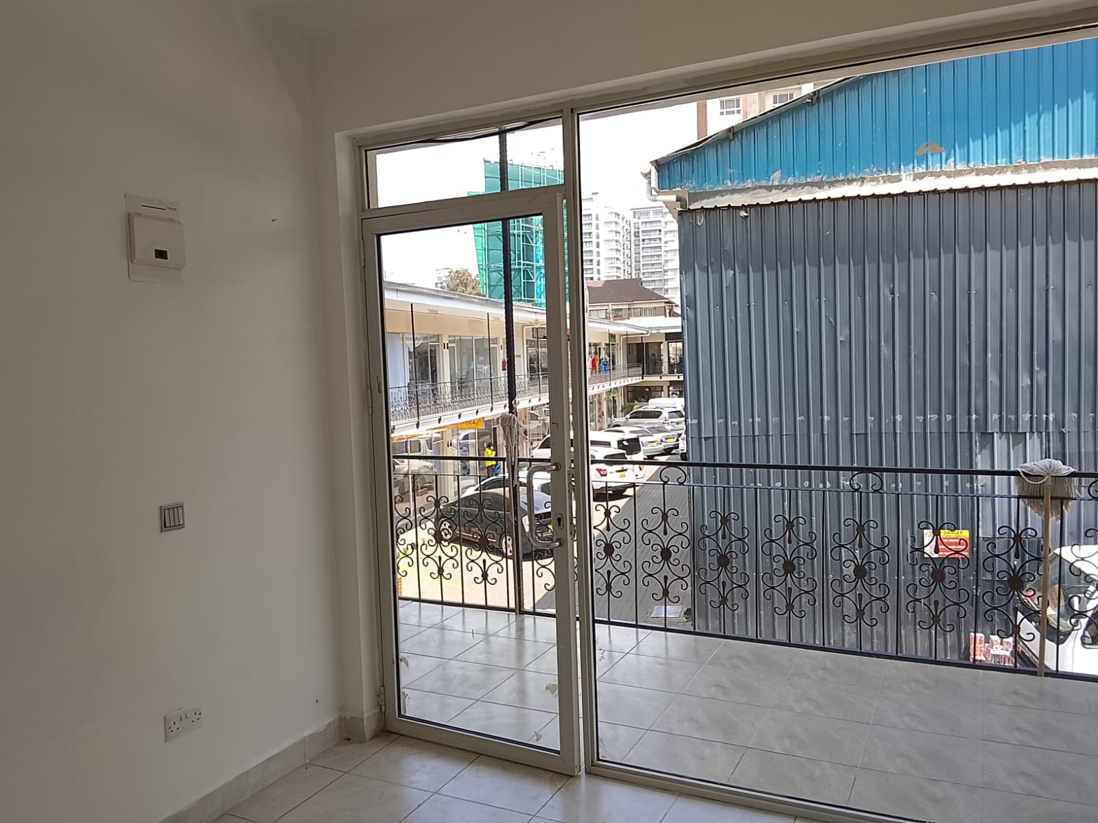 Prestigious Shop Space for Rent in Hurlingham